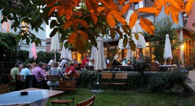 Karpfenhotel & Herrenhaus Im Gasthaus Sindel-Buckel Feuchtwangen Exterior photo